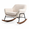 Silla mecedora de tela bouclé beige con estructura de metal y base de madera